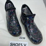 Capelli New York Womans Capelli Black Floral Slip On Runner Ankle Rainboots Size 6 Photo 0