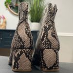 Chinese Laundry  Women's Daria Ankle Boot Photo 2