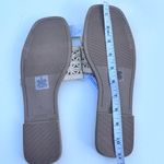 Old Navy Women's Crafted Flower Design Totally Natural Slip On Sandals Sz 10 Photo 8