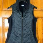Columbia  Women’s Zip Vest W/Pockets and Fleece Side Panels Sz Sm-EUC Photo 0