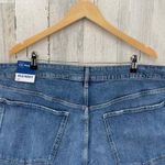 Old Navy  High Rise OG Straight Denim Shorts Plus 28 Blue Jean Distressed NEW Photo 3