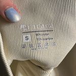 OQQ Cream Ribbed Biker Shorts Photo 3