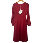 Iris & Ink Red V Photo 9