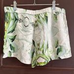 Townsen | Silk Watercolor Grasshopper Green Shorts | Size Large Photo 4