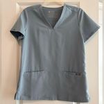 FIGS  Women's Light Blue Scrub Set Photo 1
