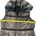 Dress Barn Women’s M Faux Fur Reversible Puffer Vest Brown Black Trendy Mob Wife Photo 8
