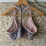 Lululemon Cool To Street Bra Banana Leaf Blush Quartz /
Blush Quartz, size 8 Photo 5