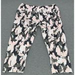 The North Face | Women's Athletic Workout Camo Print Capri Cropped Leggings | XL Photo 1