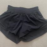 Lululemon Hotty Hot Short 2.5” Photo 0