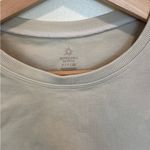 Aerie OFFLINE By Sidewalk Seamless Cream Cropped Work Out T-Shirt Size Small Photo 6
