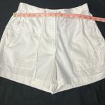 Valerie Stevens White Cargo Shorts with Elastic Waist Women’s size 4 Photo 3
