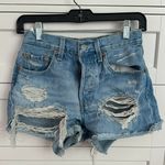 Levi’s 501 Shorts Photo 0