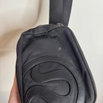 Lululemon  Belt Bag Everywhere 1L Black Photo 2