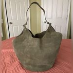 Large suede bucket bag Green Photo 1