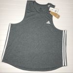 Adidas NWT  Woman’s Aeroready Tank Photo 0