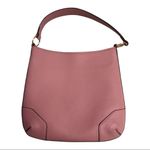 Nine West , small pink purse, 11X4X10, 7” strap, zipper closure Photo 2