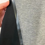 Under Armour Like New Women’s pull over Photo 2