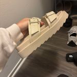 Princess Polly Sandals Photo 2