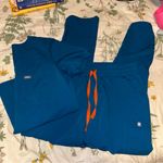 FIGS  Scrub Set top and bottom Alps Blue RARE Photo 3