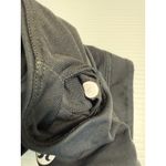 Lululemon  Sports Bra Criss Cross Back Black Athletic‎ Workout Top size 6 Photo 4