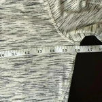 Lululemon  space gray long sleeves shirt Photo 4