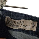 Lola Blair Dan Mid Photo 3