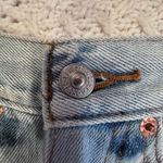 Levi's 505 VINTAGE WOMENS 36/30 Distressed Light Blue Denim Shorts Photo 4