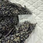 Elegant Floral Blue Beige and Cream Wrap Photo 6