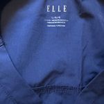 Elle  Scrubs  Photo 1