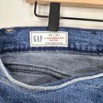 Gap  5” Girlfriend Blue Denim Jean Short Mid-rise 14T Classic Jorts Photo 2
