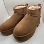 UGG  Plush NWOT Women's Chestnut Suede Platform Boots size 8 Photo 0