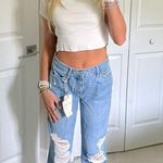Forever 21 Distressed Jeans Photo 0