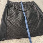 Lyla Renai Quilted Black Vegan Leather Mini Skirt Chain Detail Women’s Size S Photo 6