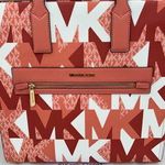 Michael Kors MK Kenly Large Logo Tote Bag - Sherbert Multi Photo 4