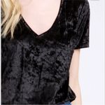 Spring + Mercer Women's Black Velvet Short Sleeve Tee Shirt Size Small Photo 2