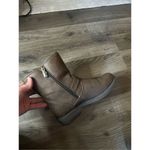 Totes Brown Woman’s Boots With Side Zipper Woman’s Size 9 Photo 6