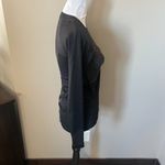 Title Nine  Womens Long Sleeve Athletic Ruched Top Black Stretchy Size Medium Photo 4