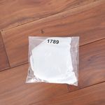 ASOS DESIGN White G Photo 4