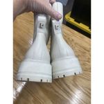 Larroude Hailey Chelsea Boots Women's Size 10 Ivory Leather Side Zip Outdoor S60 Photo 4