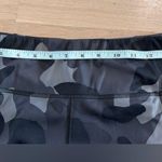 Athleta CAMO CONTENDER 7/8 TIGHT in powerlift black camo size medium petite Photo 6