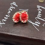 Vintage Red Rose Cameo Stud Earrings – Brass Setting Photo 5