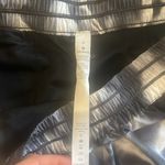 Lululemon Seek the Heat Low Rise Short - Size 4 Photo 6