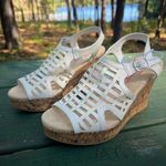 Jellypop  Hattie White Wedge Sandals Strappy Cork Wedge 5" heel Size 9 NWT Photo 0