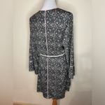 Summersalt The Cloud 9 Silky Robe in In Bloom in Sea Urchin & Pink Sky M/L Photo 5