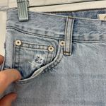 Madewell  Size 26 Light Blue Perfect Vintage Jeans Straight Tapered 90s Mom Jeans Photo 4