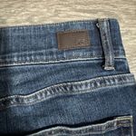 Lee Women Regular Fit Mid Rise Blue Wash Denim Cropped Capri Jeans Size 14W Photo 5