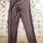 Alo Yoga  Airlift High-Waist 7/8 Line Up Legging Raisinette XS Photo 3