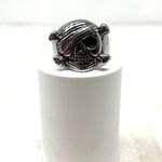 Heavy silver tone pirate 🏴☠️ skull ring, approx size 10 Photo 1