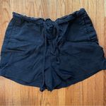 Cloth & Stone Lightweight Tencel Welt Pocket Shorts Black size small Photo 0