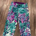Lilly Pulitzer  Luxletic 21" Weekender High Rise Crop Leggings Don't Wanna Leaf S Photo 2